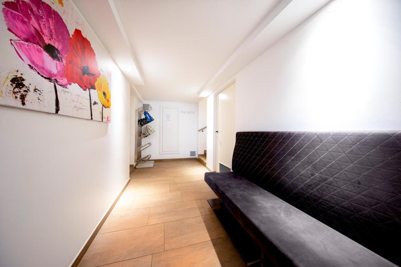 Haus Scharler, Talstation Hotel Neukirchen am Grossvenediger Exterior photo